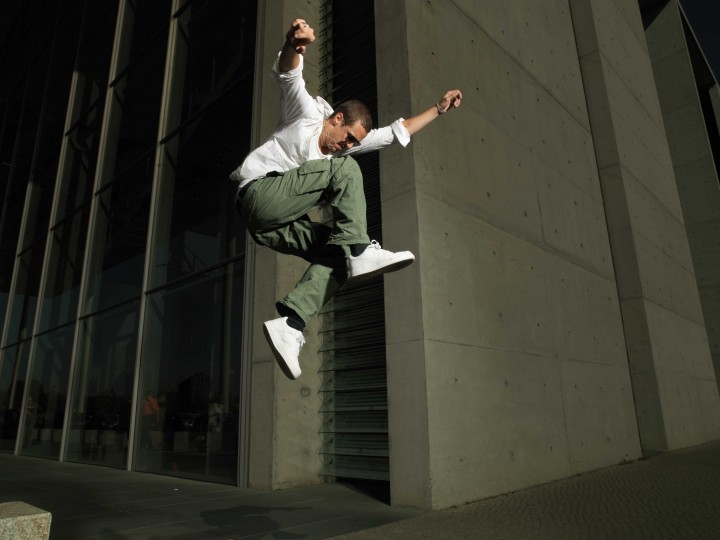 Home B0015P 0329 WEEB